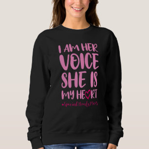 Camiseta Autismo Mãe Eu Sou A Voz Dela Ela É O Meu Coração