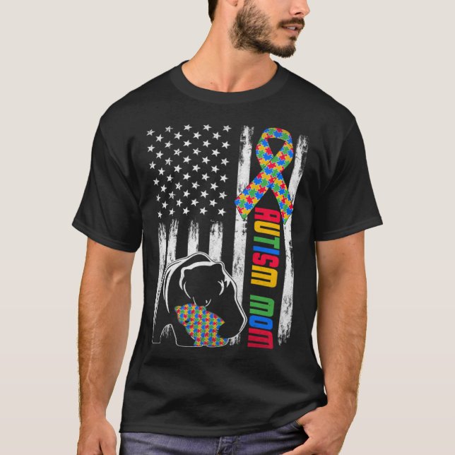 Camiseta Autismo Mamãe Ursa USA Sinalizador Família Corresp (Frente)