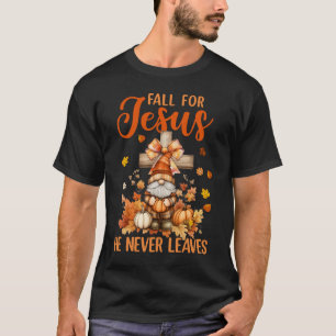 Camiseta Autumn Gnomo Cai Por Jesus Que Ele Nunca Sai