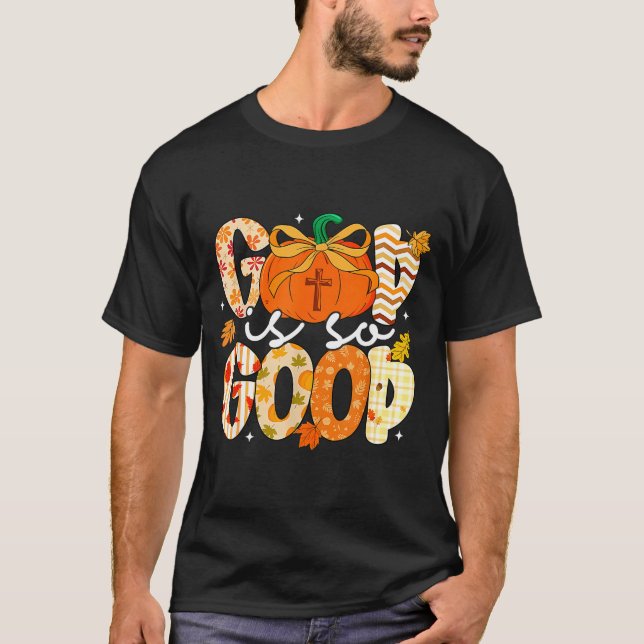 Camiseta Autumn Pumpkin Christian Thanksgiving Faith God Is (Frente)