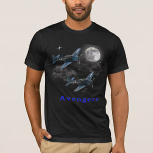 Camiseta Avengers Bombardeio em Piqué