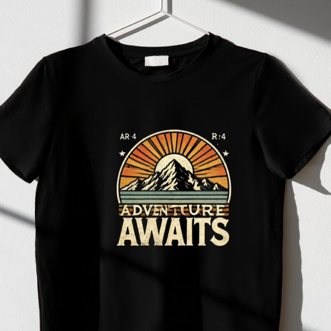 Camiseta "Aventura Aguarda." (Criador carregado)