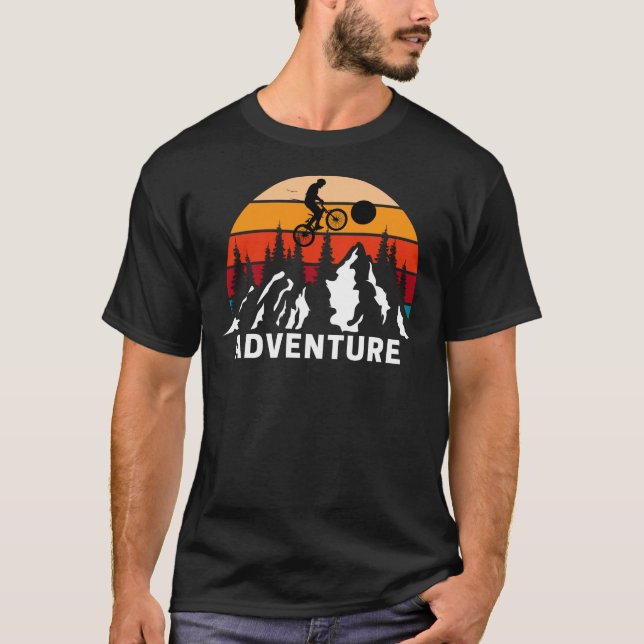 Camiseta Aventura de Mountain Biker - Conquistar os trilhos (Frente)