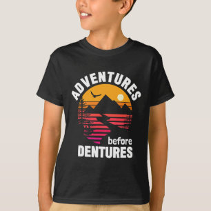 Camiseta Aventuras de Design de Acampamento de Caminhada An