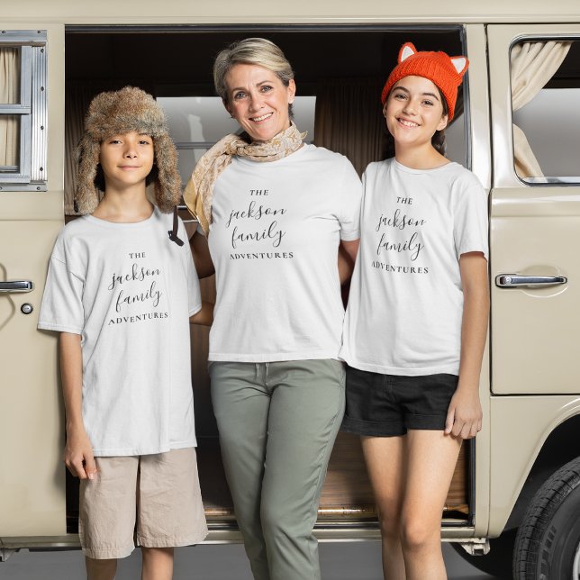 Camiseta Aventuras Familiares | Original Moderno Minimalist (Criador carregado)