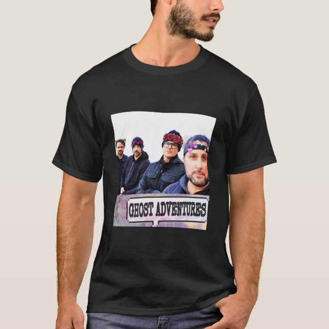 Camiseta Aventuras Fantasmas. (Frente)