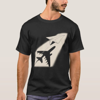 Camiseta Avião De Papel Sonhando Grande Com A Sombra De Um 