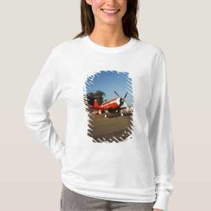 Camiseta Avião super do corsário de F2G-1D em festival