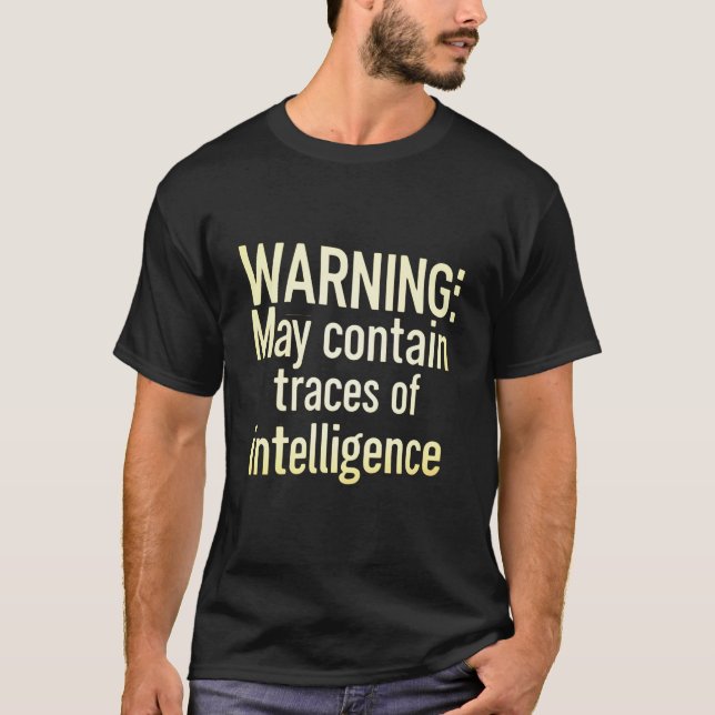 Camiseta Aviso: Pode Conter Rastreios de Inteligência - Fun (Frente)
