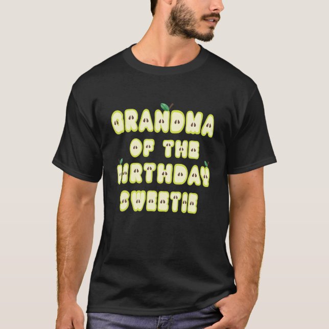 Camiseta Avó Da Princesa Docinho De Aniversário Appl (Frente)