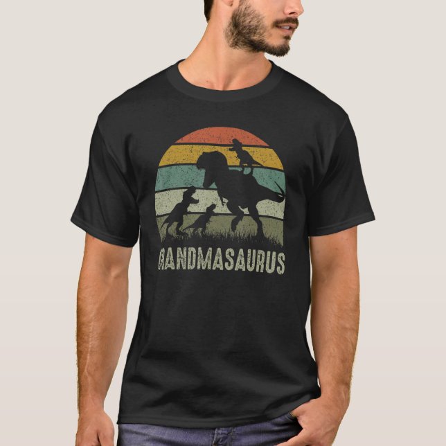 Camiseta Avó Dinossauro Rex Grandmasaurus 3 Crianças Famíli (Frente)