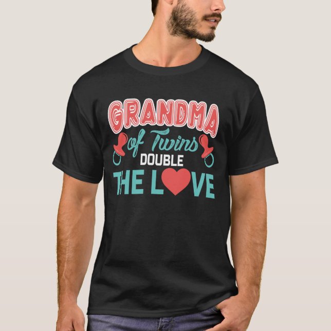 Camiseta Avó dos gêmeos, o o amor dobro, avó de (Frente)