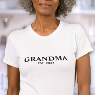 Camiseta Avó Estabelecida Moderna em Preto e Branco
