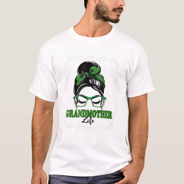 Camiseta Avó Irlandesa com Coque Desgrenhado (Frente)