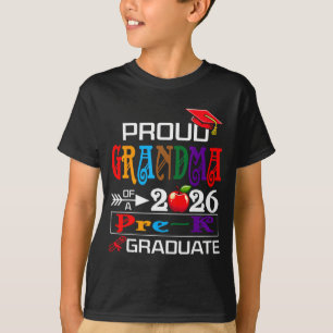 Camiseta Avó orgulhosa da pré-escola de 2026 formada no dia
