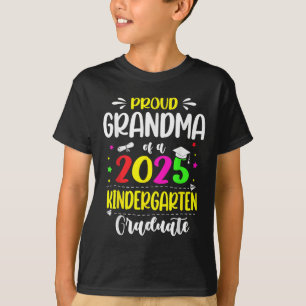 Camiseta Avó Orgulhosa De Um Graduado Do Jardim De Infância