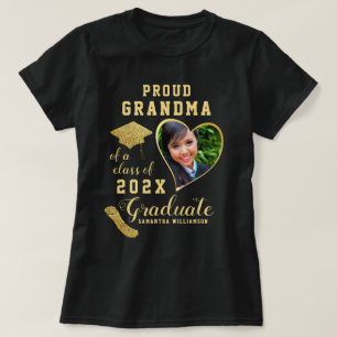 Camiseta Avó Orgulhosa Personalizada de um Graduado da Turm