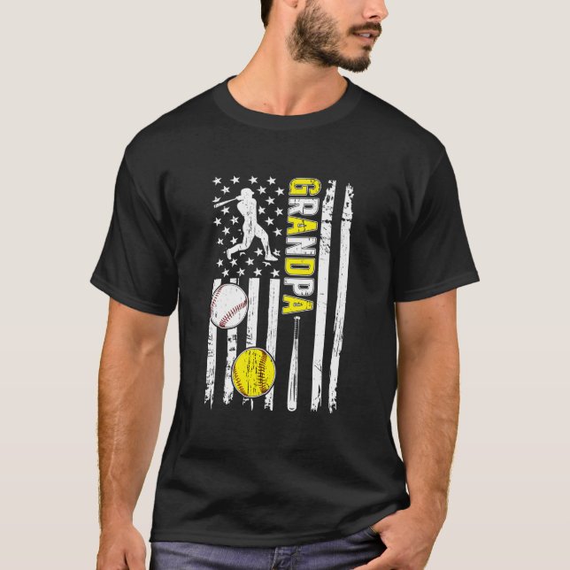 Camiseta Avô Orgulhoso de Beisebol e Softbol Bandeira Ameri (Frente)