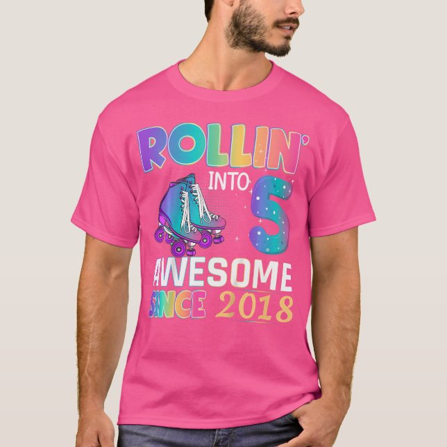 Camiseta Awesome 5 Year Old Girl Roller Skating 5Th Birthda (Frente)