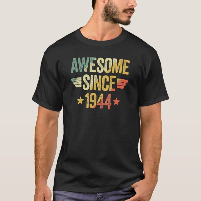 Camiseta Awesome Since 1944 1 (Frente)