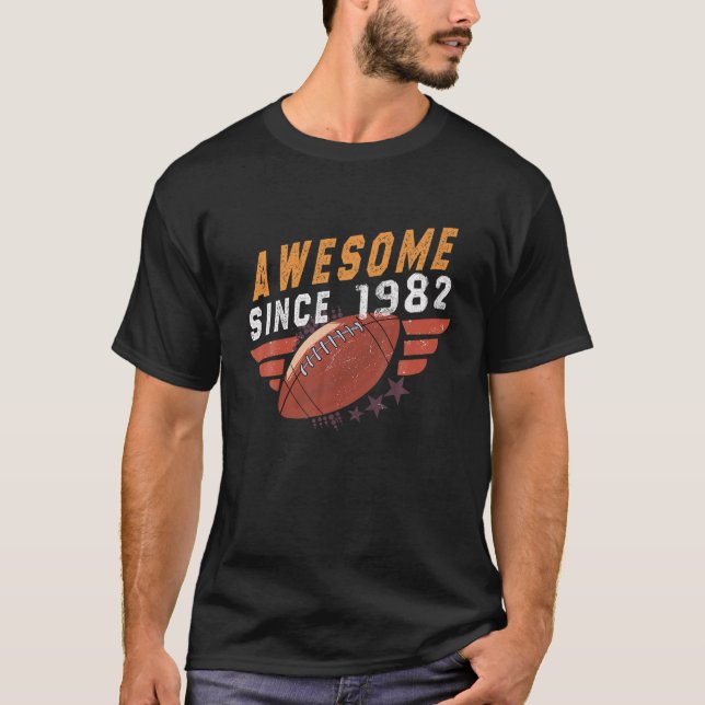 Camiseta Awesome Since 1982 Vintage 40Th Birthday Football (Frente)
