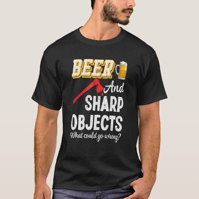 Camiseta Ax Jogando Objetos Sharp De Cerveja Hatchet Lumber (Frente)