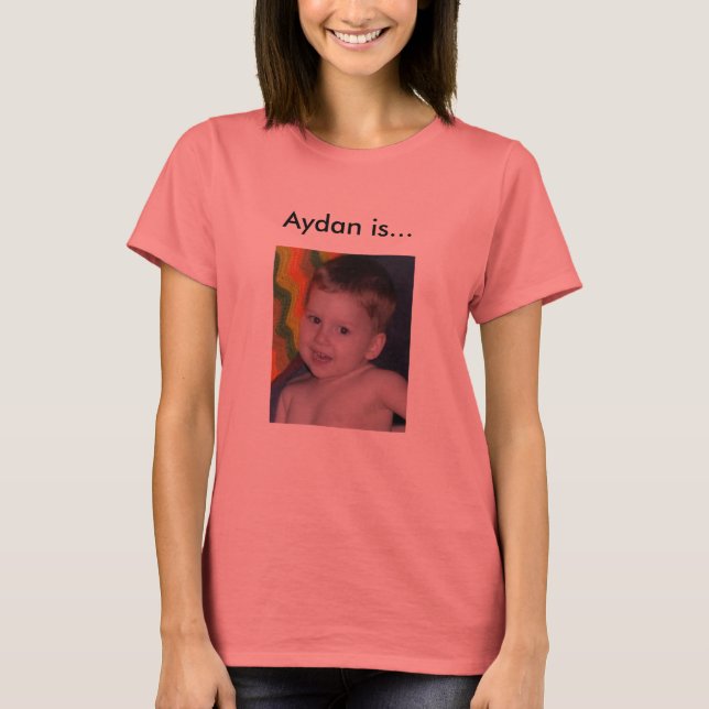 Camiseta Aydan é... (Frente)