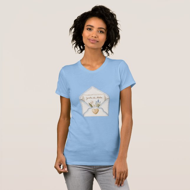 Camiseta Azul Claro Francês Envelope Coração Floral Creme   (Frente Completa)