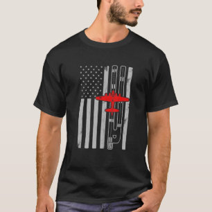 Camiseta B-17 Fortaleza Voadora Pista de Bandeira Americana