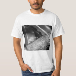 Camiseta B&W - Weaver Ant em uma Madeira