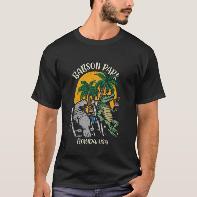 Camiseta Babson Park Florida EUA Funny Manatee e Alligato (Frente)