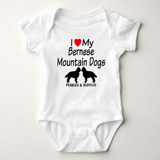 Camiseta Baby ama dois cães de montanha Bernese (Frente)