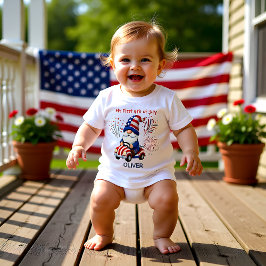 Camiseta Baby Patriotic Gnome First 4th July