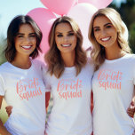 Camiseta Bachelorette do Esquadrão da Noiva<br><div class="desc">Mostre seu apoio para a noiva com este na moda "Esquadrão da Noiva". Perfeito para festas de solteira e festividades de casamento!</div>