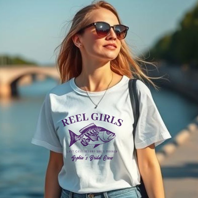 Camiseta Bachelorette Pescador Estilo Reel Girls-Purple (Bachelorette Reel Girls T shirt, Bridal Crew Shirt)
