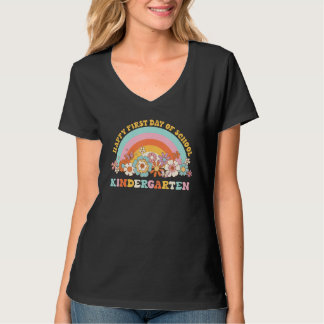 Camiseta Back To School Kindergarten Retro Groovy Rainbow T