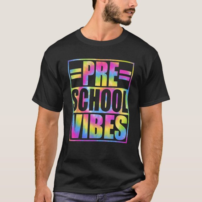 Camiseta Back To School Preschool Vibes First Day Teacher K (Frente)