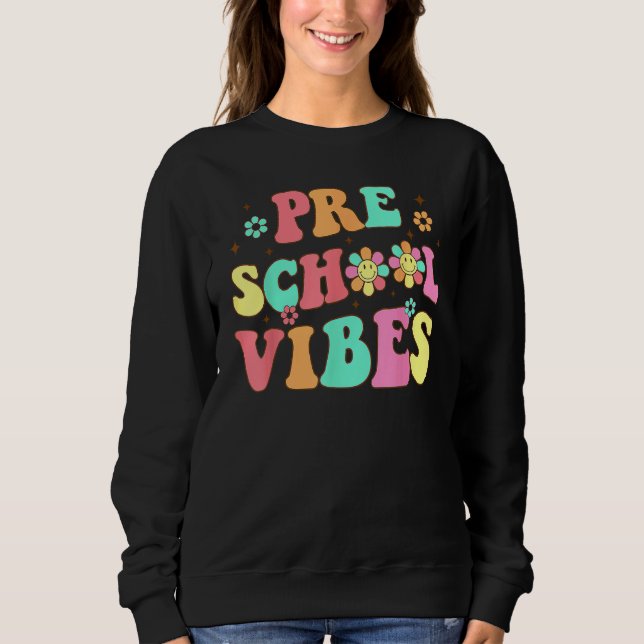 Camiseta Back To School Preschool Vibes Groovy Teacher Wome (Frente)