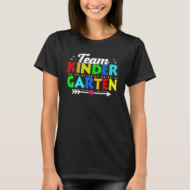 Camiseta Back To School Team Kindergarten Teacher Student 1 (Frente)