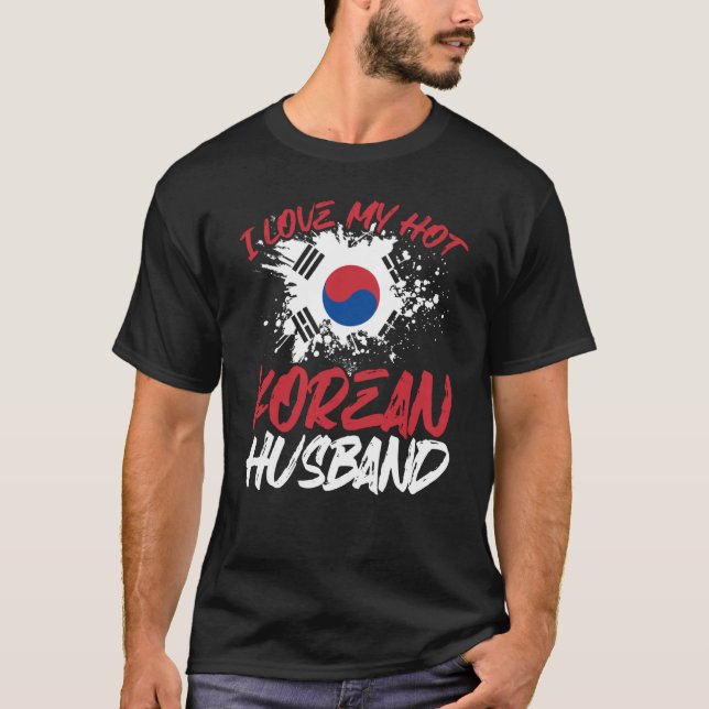 Camiseta Backprint I Love My Hot Corp Husband (Frente)