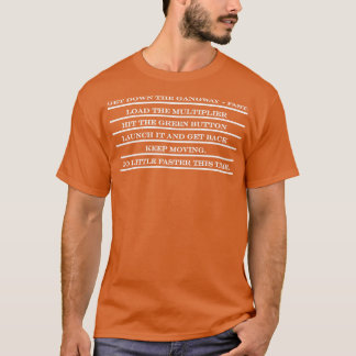 Camiseta baixe a velocidade do corredor e carregue o pontei