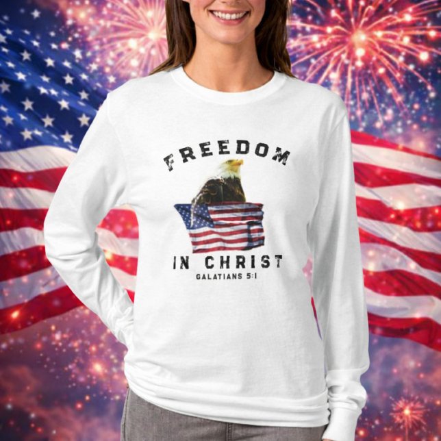 Camiseta Bald Eagle & USA Flag Patriotic Christian Sweater (Freedom in Christ Patriotic Sweatshirt for Christian Women)