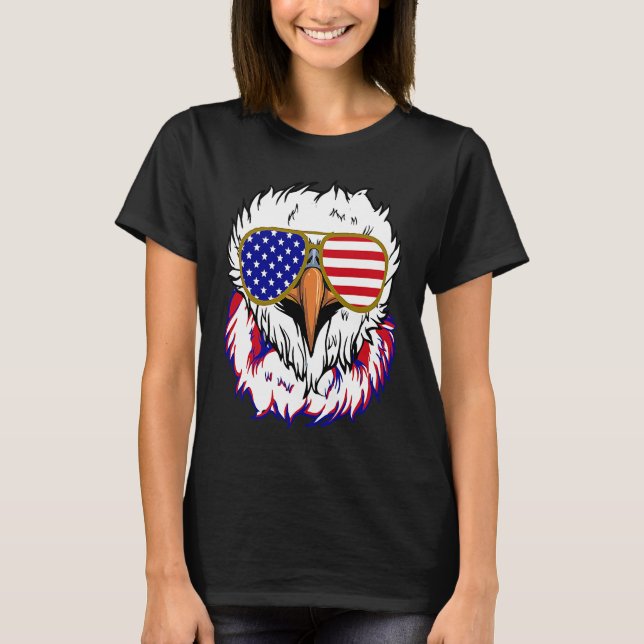 Camiseta Bald Eagle with Mullet 4th of July American Flag (Frente)