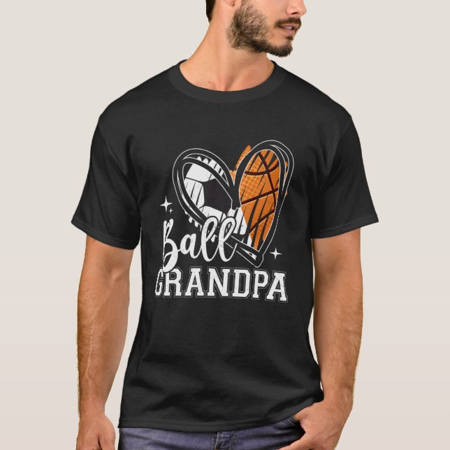 Camiseta Ball Grandpa Soccer Basketball Heart Father s Day (Frente)