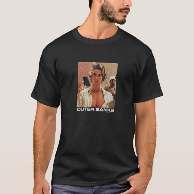 Camiseta Bancos Exteriores John B Retrato Premium Calçados  (Frente)