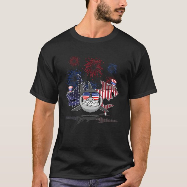 Camiseta Bandeira Americana 4 De Julho Tubarão Patriótico (Frente)