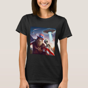 Camiseta Bandeira Americana Sasquatch com Alienígena Ufo Bi