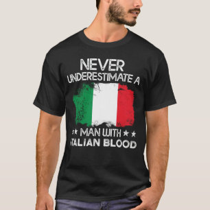 Camiseta Bandeira Da Itália Nunca Subestima Um Homem Com It