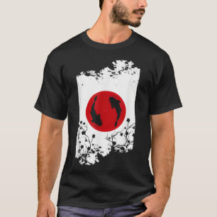 Camiseta Bandeira de Koi e Flores Japonesas