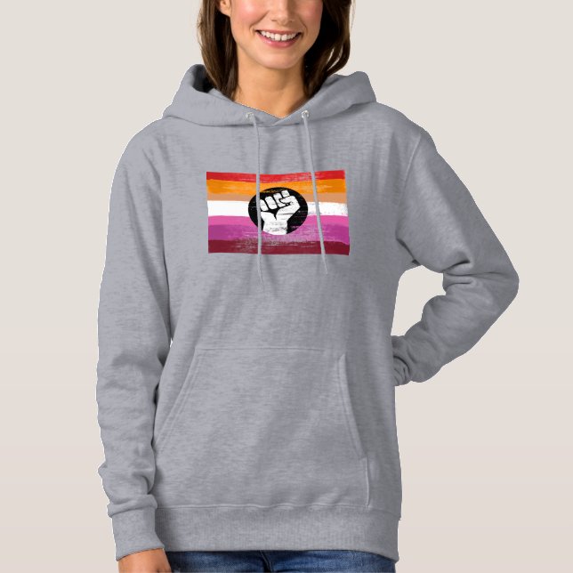 Camiseta Bandeira de Protesto Pintada Lésbica (Frente)
